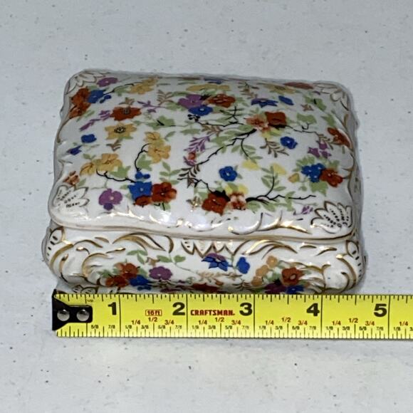 VTG SGK China Made in Occupied Japan Trinket Dish Box Gold Trim Flowers 4.5”x3” - Picture 6 of 8